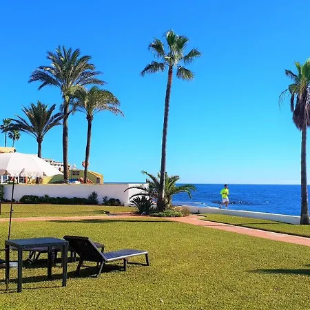 別荘 Sea Front House Macarena A Sitio de Calahonda