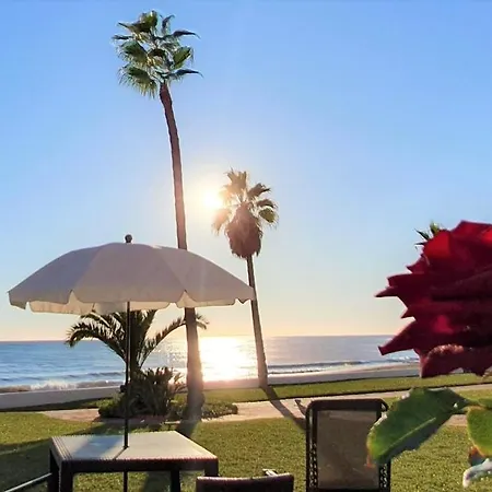 Sea Front House Macarena A Holiday home *