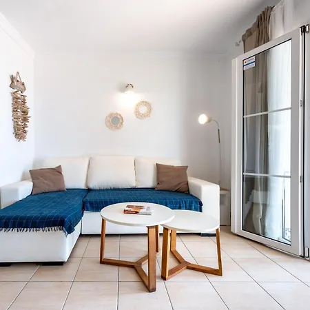 Sea Front House Macarena A * Sitio de Calahonda