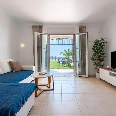 Sea Front House Macarena A Holiday home