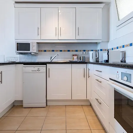Sea Front House Macarena A *