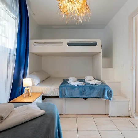 Holiday home Sea Front House Macarena A Sitio de Calahonda